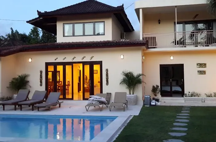 Aisha Family Villa